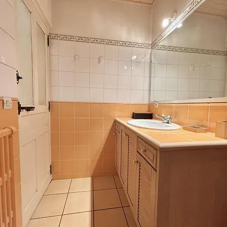 Apartment Cosy A Praz-sur-arly, Proche Pistes De Ski, Centre, Parking, 2 Etoiles, Pour 4 Pers. - Fr-1-603-6