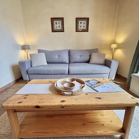 Cosy A Praz-sur-arly, Proche Pistes De Ski, Centre, Parking, 2 Etoiles, Pour 4 Pers. - Fr-1-603-6 Apartment Praz-sur-Arly