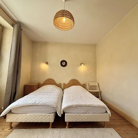 Cosy A Praz-sur-arly, Proche Pistes De Ski, Centre, Parking, 2 Etoiles, Pour 4 Pers. - Fr-1-603-6 Apartment Praz-sur-Arly
